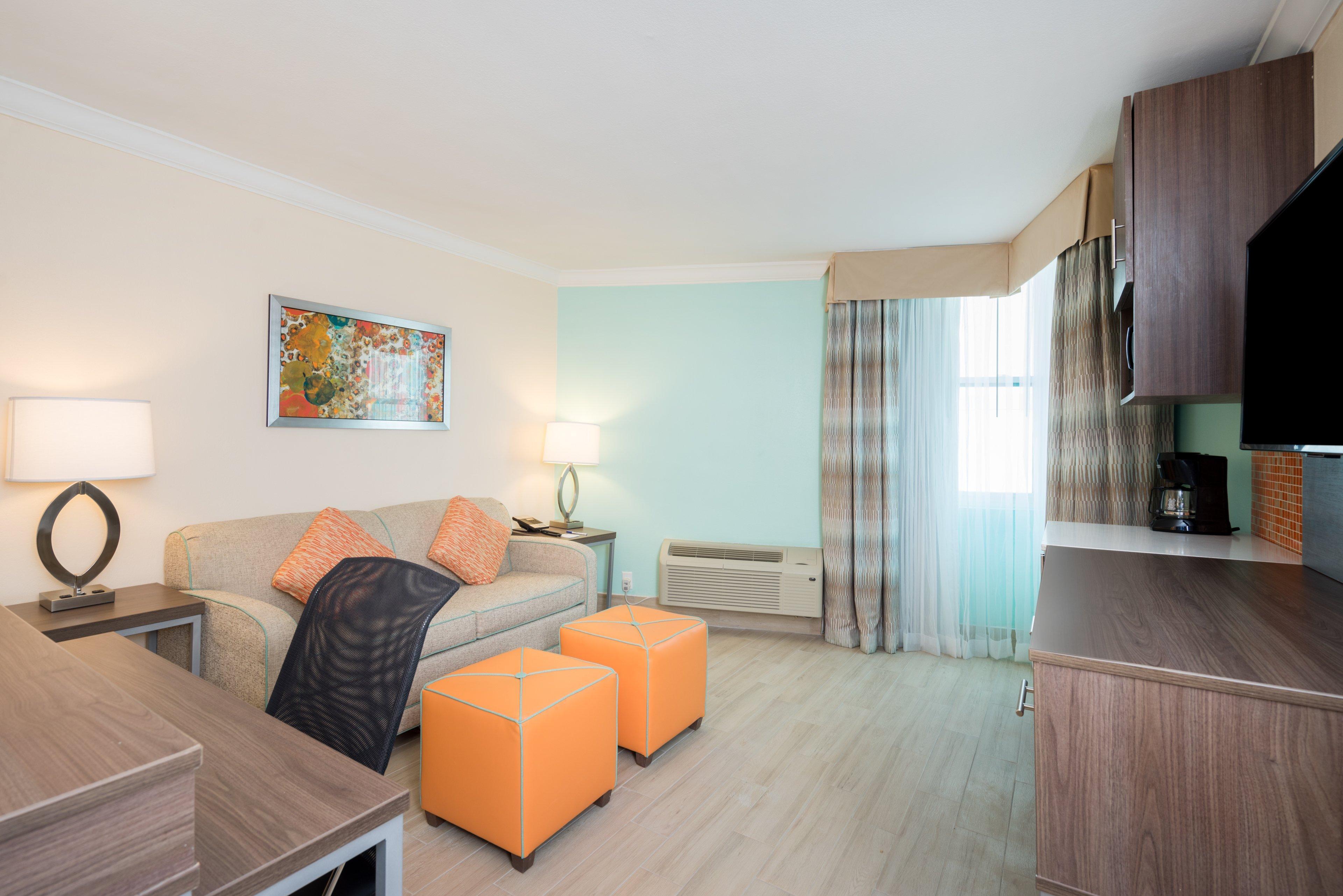 Holiday Inn Express & Suites Nassau By Ihg Экстерьер фото
